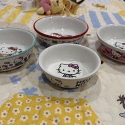 Hello Kitty Dog Bowls