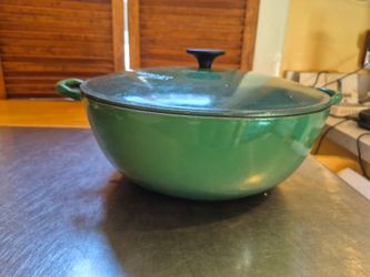le creuset 7.25 qt #32 pot  with lid vintage