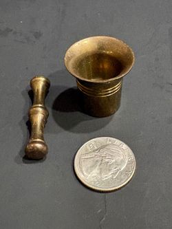 Vintage Brass Miniature Mortar and Pestle Set Tiny Novelty Apothecary Decor