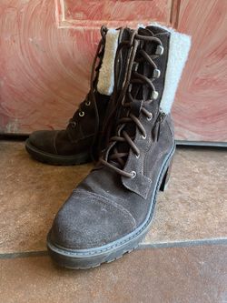 Marc Fisher Boots Womens Size 8.5 Brown Suede Combat Ankle Lace Up Fur Lined