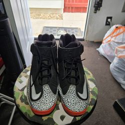 Nike Air Griffey Max 1
Safari Men's Size 9.5 Or Women's Size 11 Great Condition 