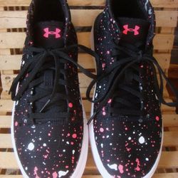 UNDER ARMOUR FASHION HIGH TOP SNEAKERS BLACK PAINT SPLATTER LOOK ~YOUTH Size 5.5 Shoes Boys Girls  