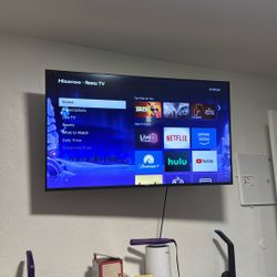 55 inch Hisense TV