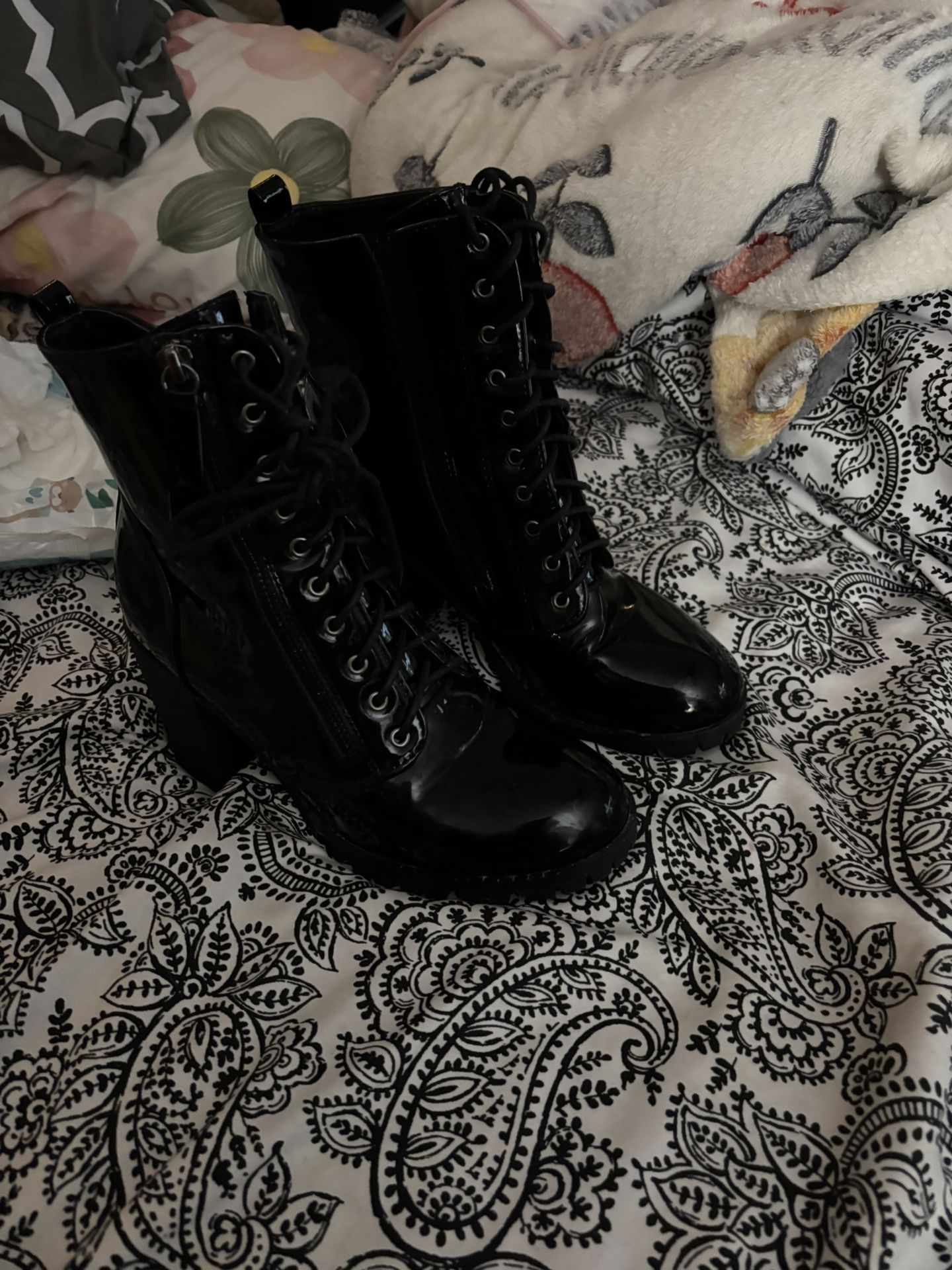 Size 81/2 Fashion Boots