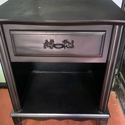WOOD END TABLE