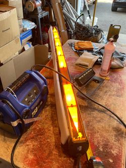 Whelen 47 In Amber light bar