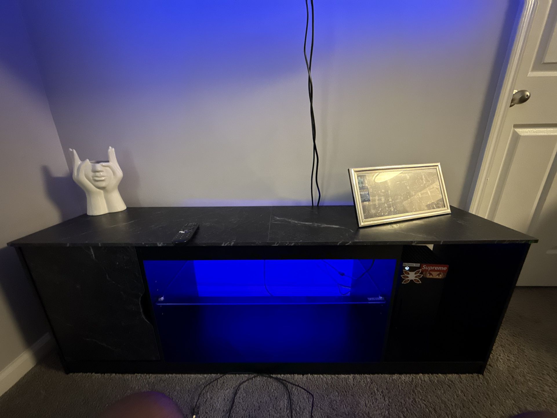 Led TV stand