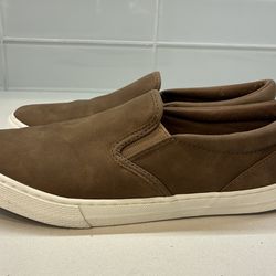 Pre-Owned - Children’s Place - Boys Slip-on shoes - Brown Size 5