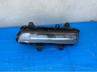 2020 2021 2022 2023 2024 2025 Cadillac XT6 RH Passenger LED Daytime Running Lamp OEM