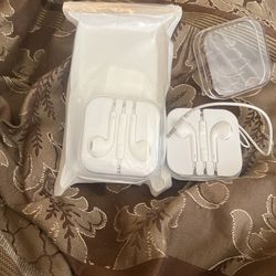 Dual Pack Of Buds For Apple And Android