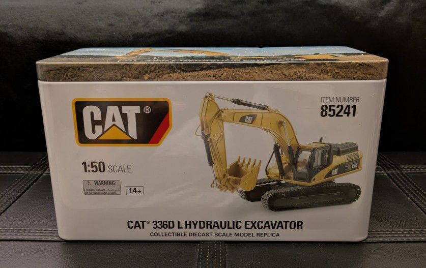 2015 CAT Excavator DM. Diemasters