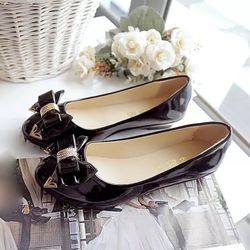 New women black flat shoes