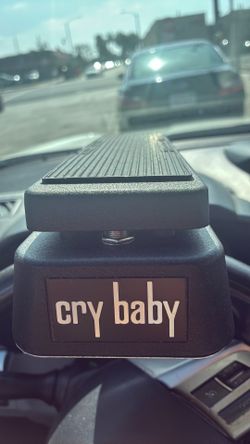 cry baby guitar pedal