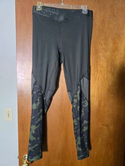 Adidas Women's Performance Leggings - Size Large