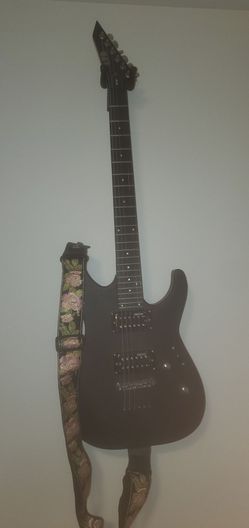 LTD Black Electric Guitar with Fender Mustang 4 Amp
