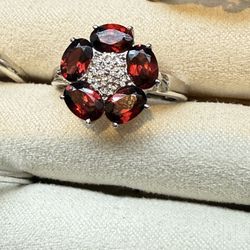 Red garnet 
