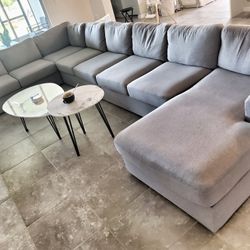 Modern Style Sectional BRAND NEW!!!