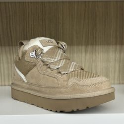UGG