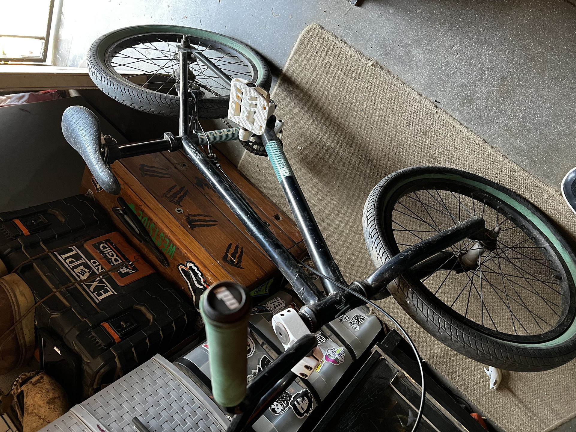 Dk Bike Cygnus Brian Hunt Signature Colorway