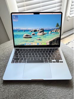 2025 Apple MacBook Air 13-inch M4 16GB RAM 256GB SSD