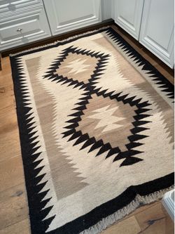 Ralph Lauren 4' x 6' Wool Area Rug