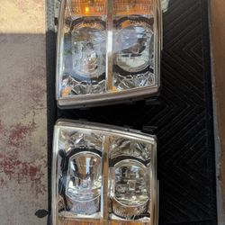 Chevy Silverado 2007 Headlights Aftermarket