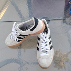 Brand New Special Adidas Court Tennis shoes