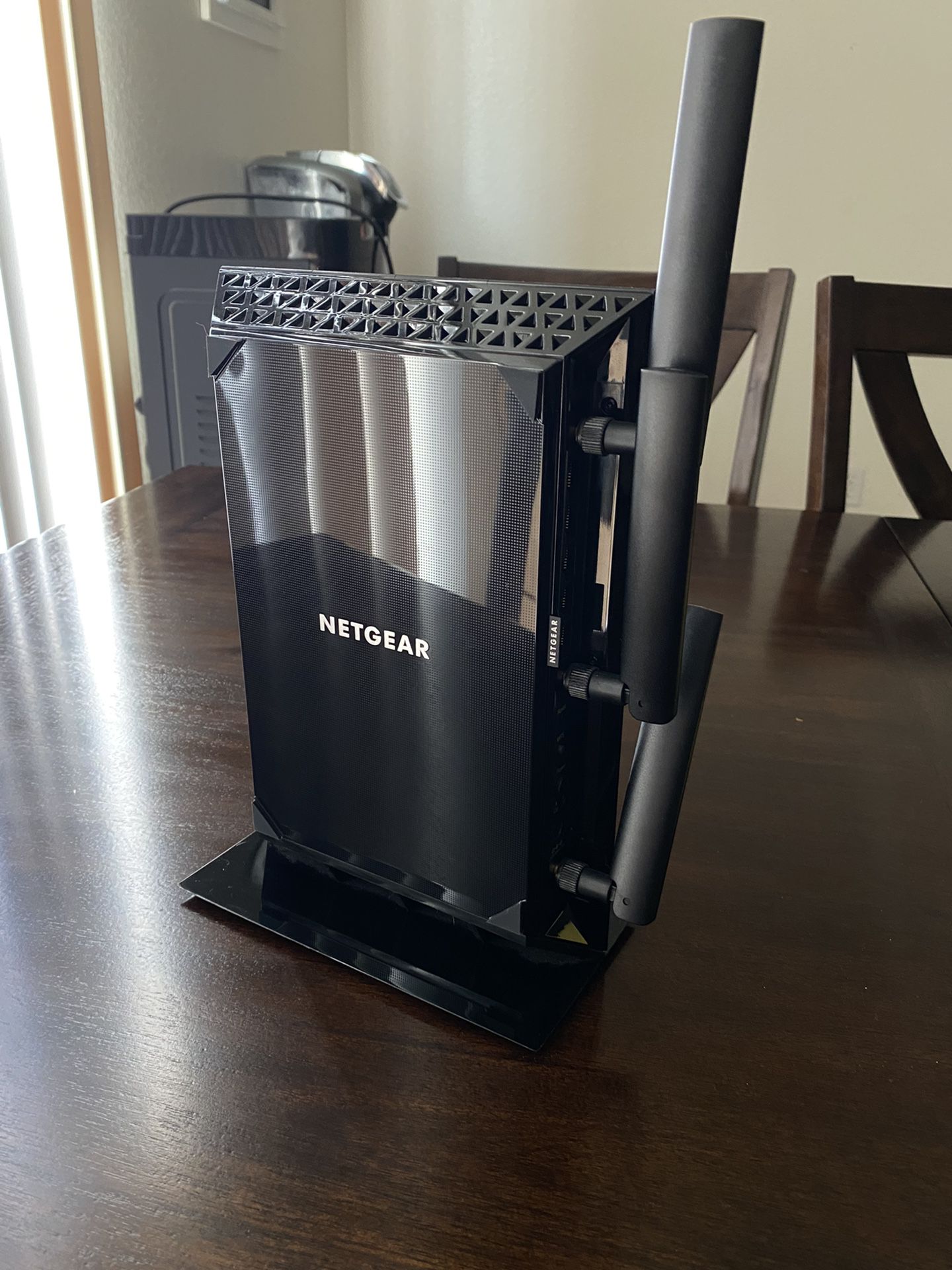 NETGEAR - Nighthawk AC1900 Dual-Band Gigabit Mesh Capable Wi-Fi Range Extender