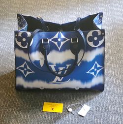 Louis Vuitton Escale Onthego GM Tote Blue Giant Flower Monogram Canvas New Bag