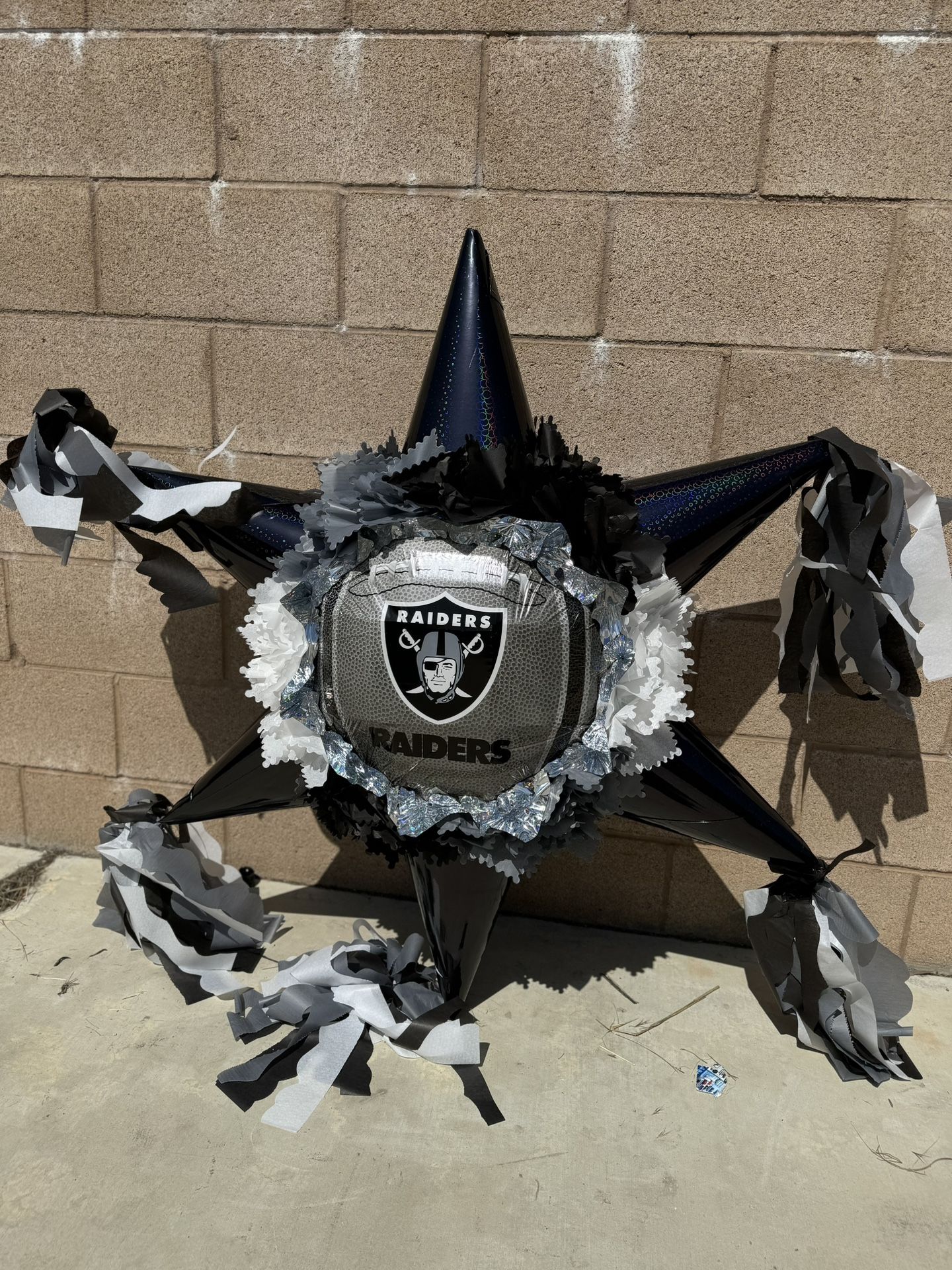 Raiders Regular Star Pinata