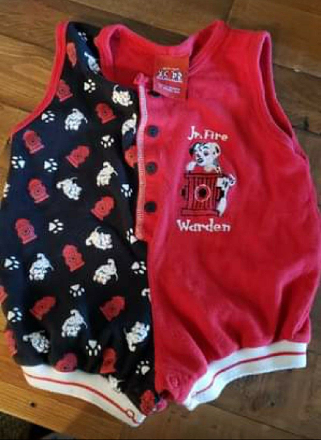 Vintage 90s 101 Dalmations child 24 months onesie Fire warden theme