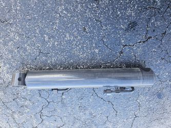 BOBCAT LEFT TILT CYLINDER