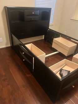 Moving sales -must pick up, delivery not available, name your price