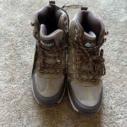 DENALI Womens Size 7 1/2 Brown Leather Hiking Trail Boots