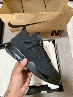 Jordan 4 blackcat 10.5m