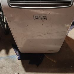 Portable Air Conditioner Black N Decker