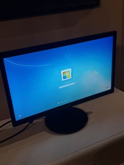 Computer Monitor With HDMI