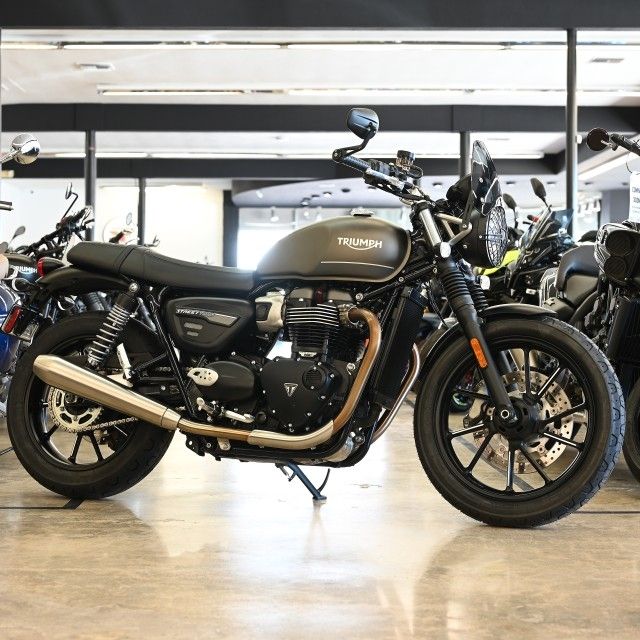 2022 TRIUMPH STREET TWIN