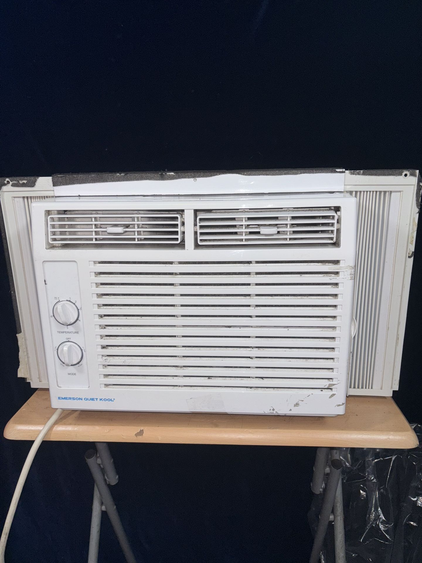 Emerson 5,000 BTU Air Conditioner