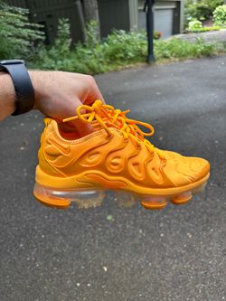 Women’s Vapormax size 7