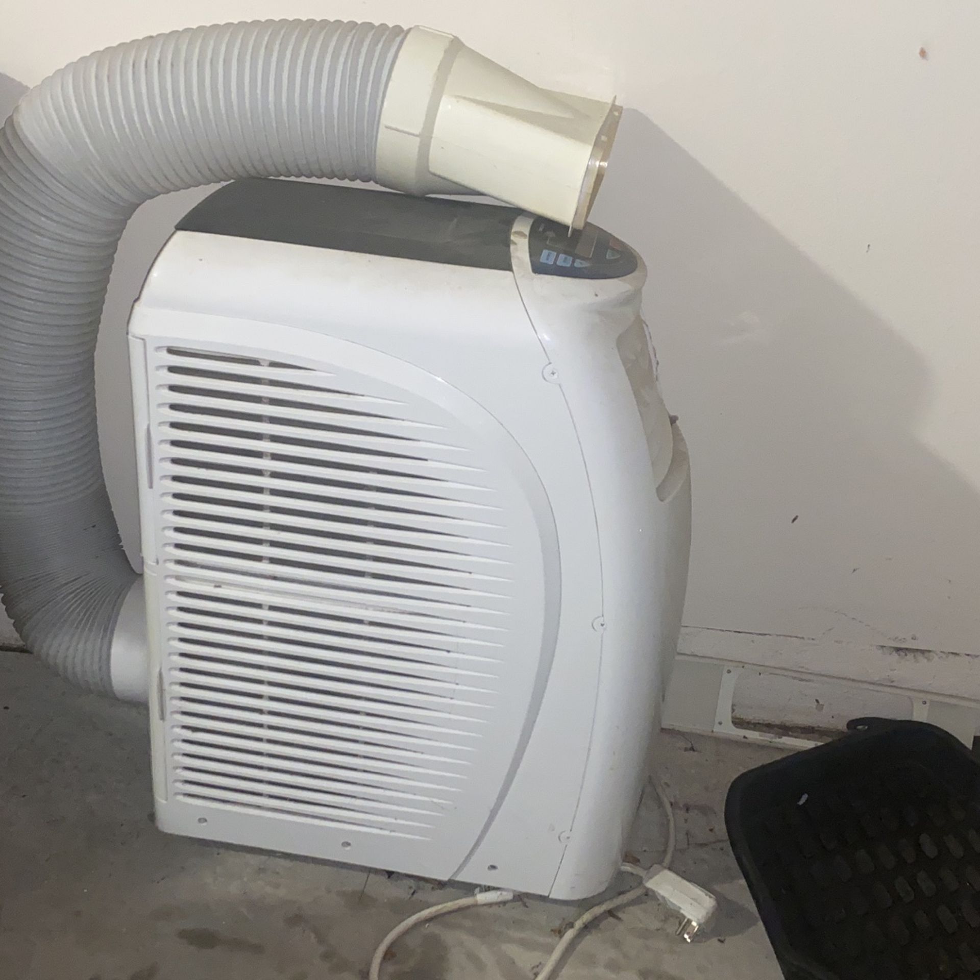 Portable AC