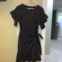 Black And White Dress With Ruffles On Shoulders