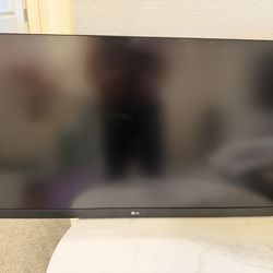LG Ultragear 32GN650-B Gaming Monitor 32” QHD (2560x1440) Display 165mhz Refresh Rate