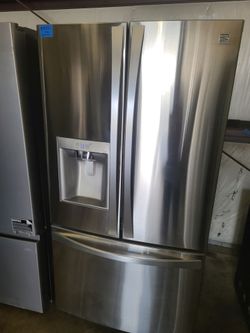 KENMORE ELITE STAINLESS STEEL FRENCH DOORS REFRIGERATOR