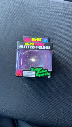 Needoh nice cube glitter and glow