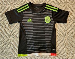 2015 vintage Mexico jersey (youth XS)