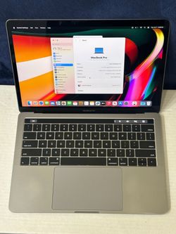 MacBook Pro 13 i7/16gb/512 gb ssd 2018