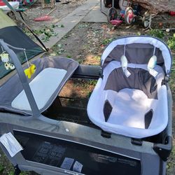 Play Pen With Accessories 