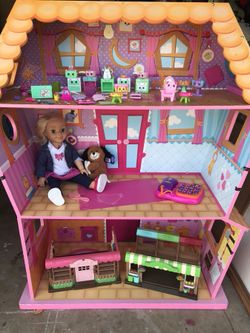 Large doll house with accessories