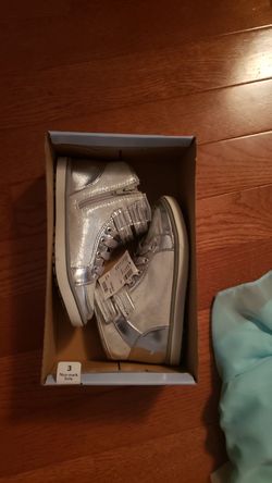 Justice size 3 high tops sneakers (brand new w. Tags)